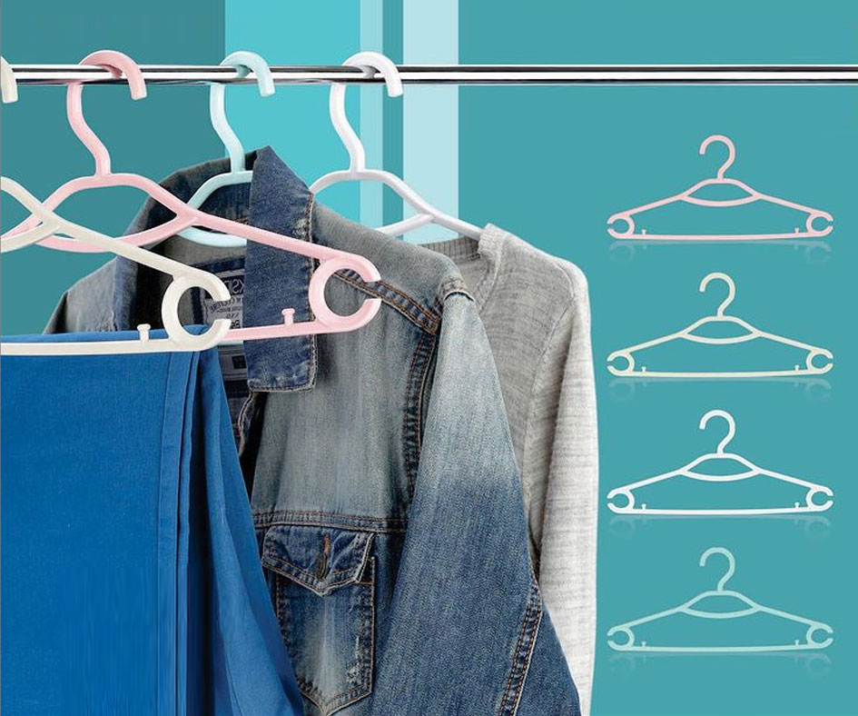 Pouya Cloth Hanger